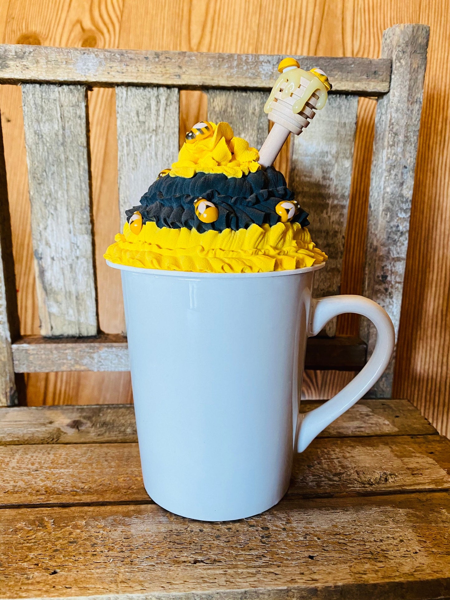 Bee mug topper, honey mug topper, nature, nature mug topper, faux mug topper, faux bee mug topper, gift for mom