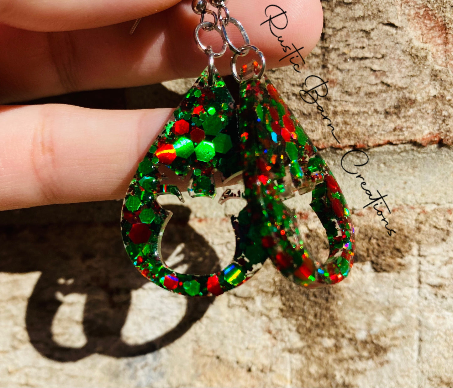 Glitter earrings, Glitter earrings resin, Lightweight drop earrings, Drop earrings, colorful earrings, Christmas earrings, holiday earrings
