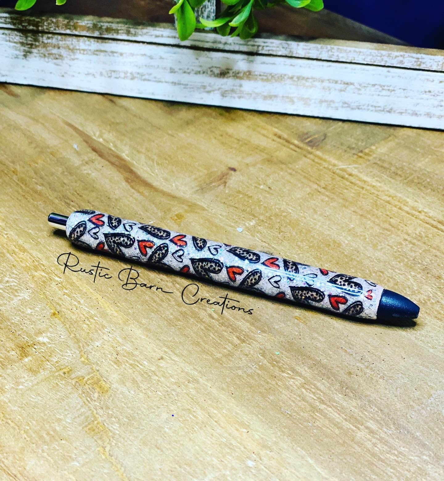 glitter pen, custom glitter pen, personalized pen, valentines pen, heart pen, refillable pen, glitter lover