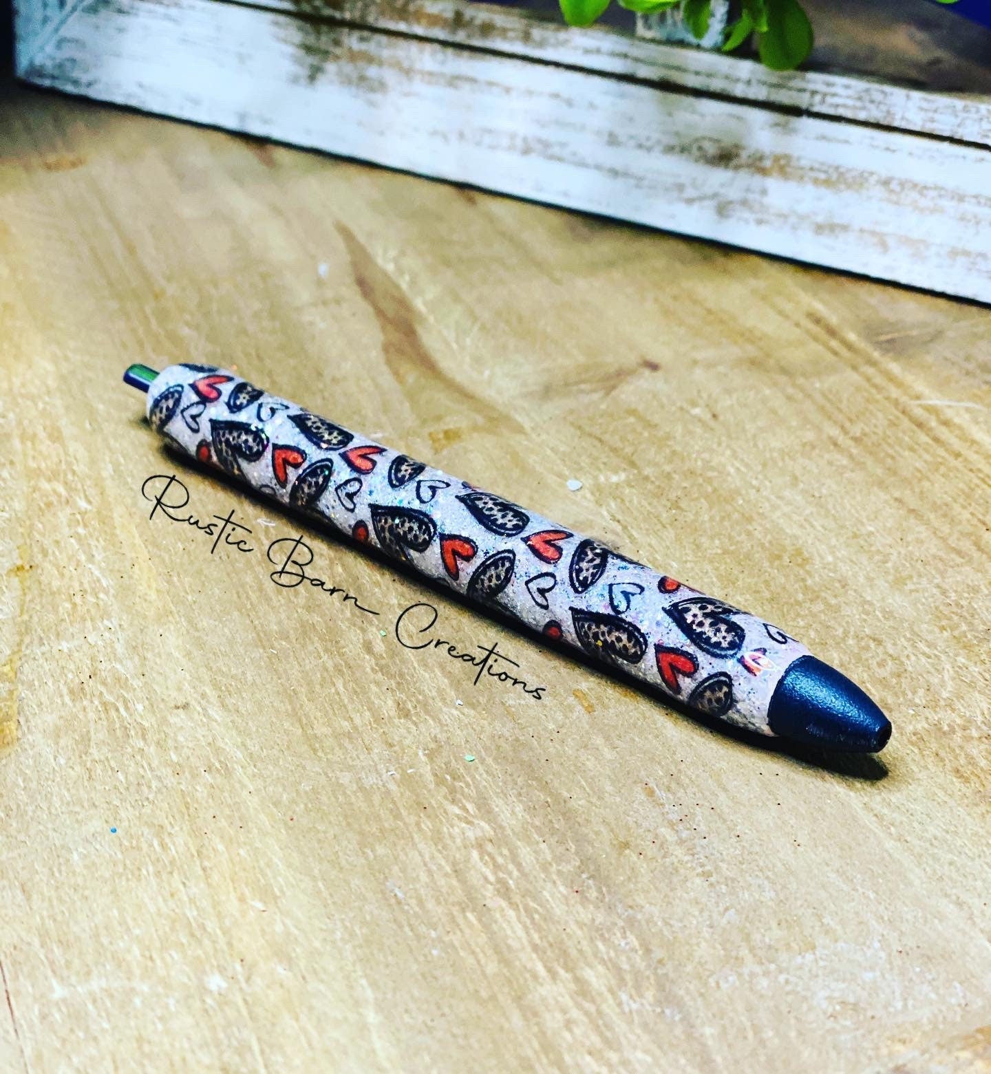 glitter pen, custom glitter pen, personalized pen, valentines pen, heart pen, refillable pen, glitter lover