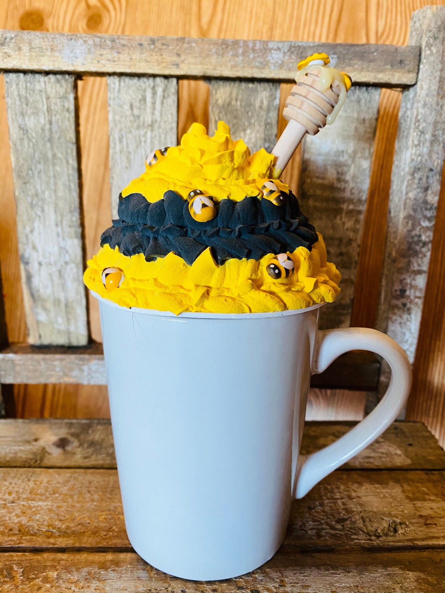 Bee mug topper, honey mug topper, nature, nature mug topper, faux mug topper, faux bee mug topper, gift for mom