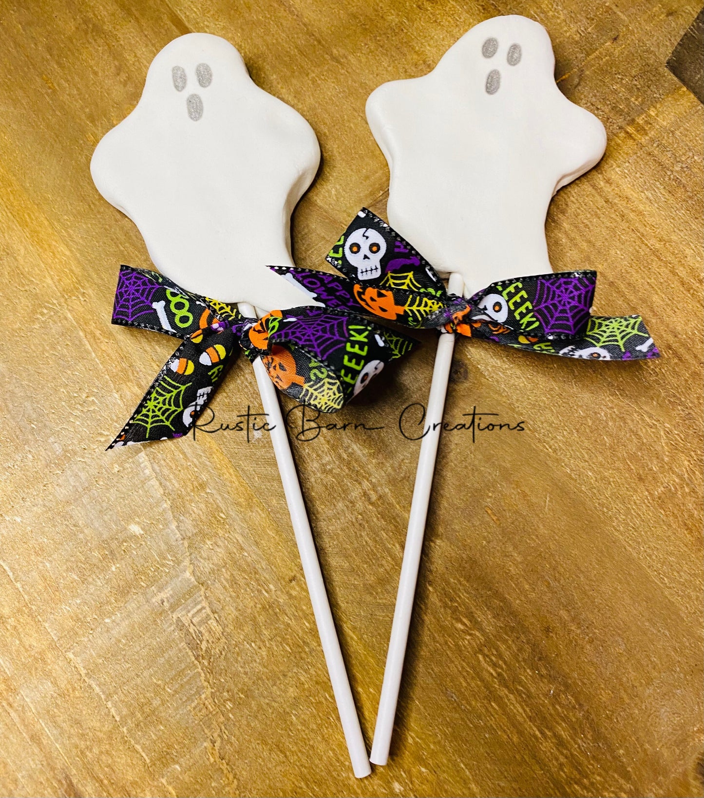 Faux marshmallow ghost, tiered tray decor, Halloween tiered tray decor, Halloween decor, faux food, faux tiered tray decor, fall decor