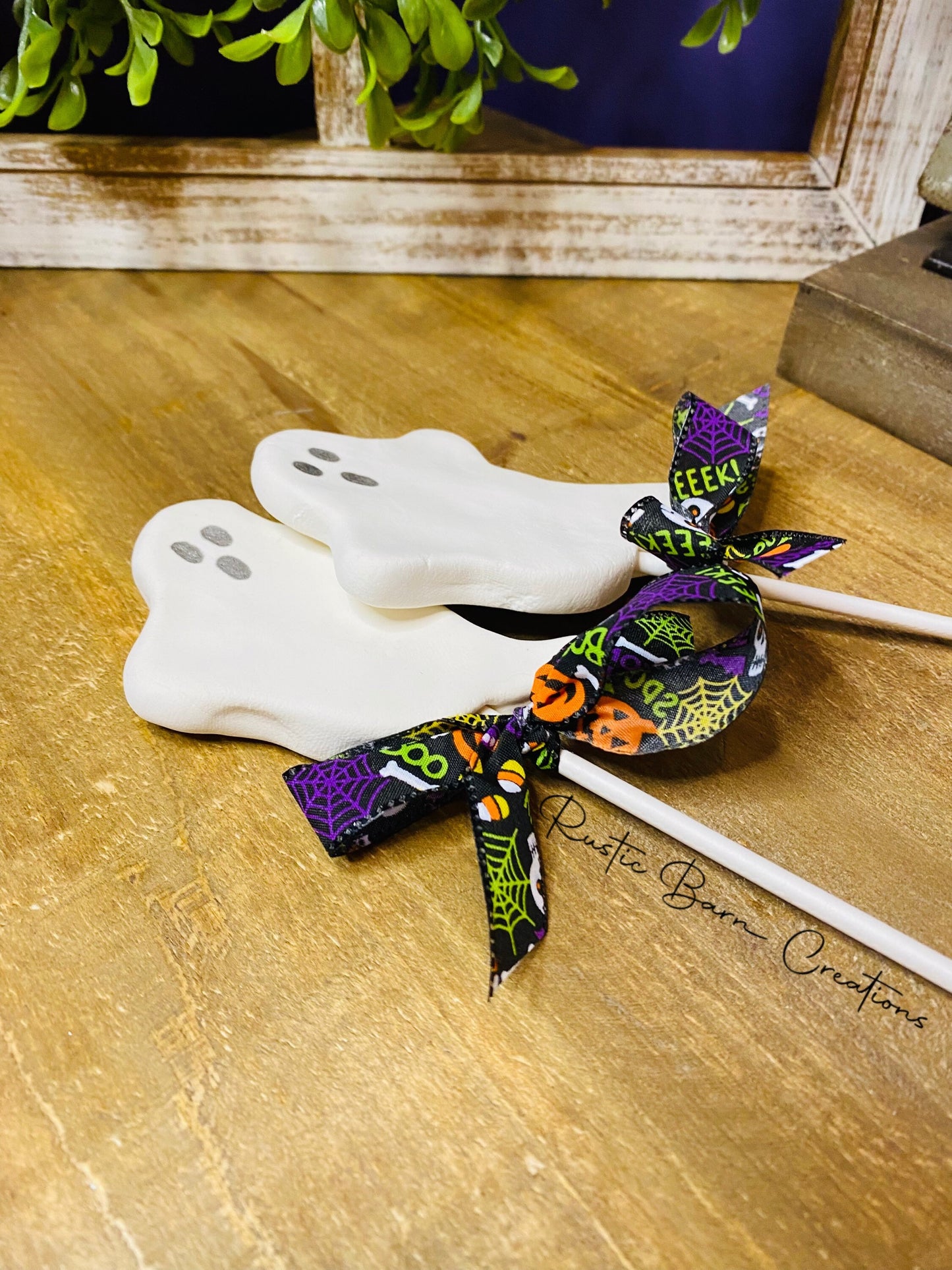 Faux marshmallow ghost, tiered tray decor, Halloween tiered tray decor, Halloween decor, faux food, faux tiered tray decor, fall decor