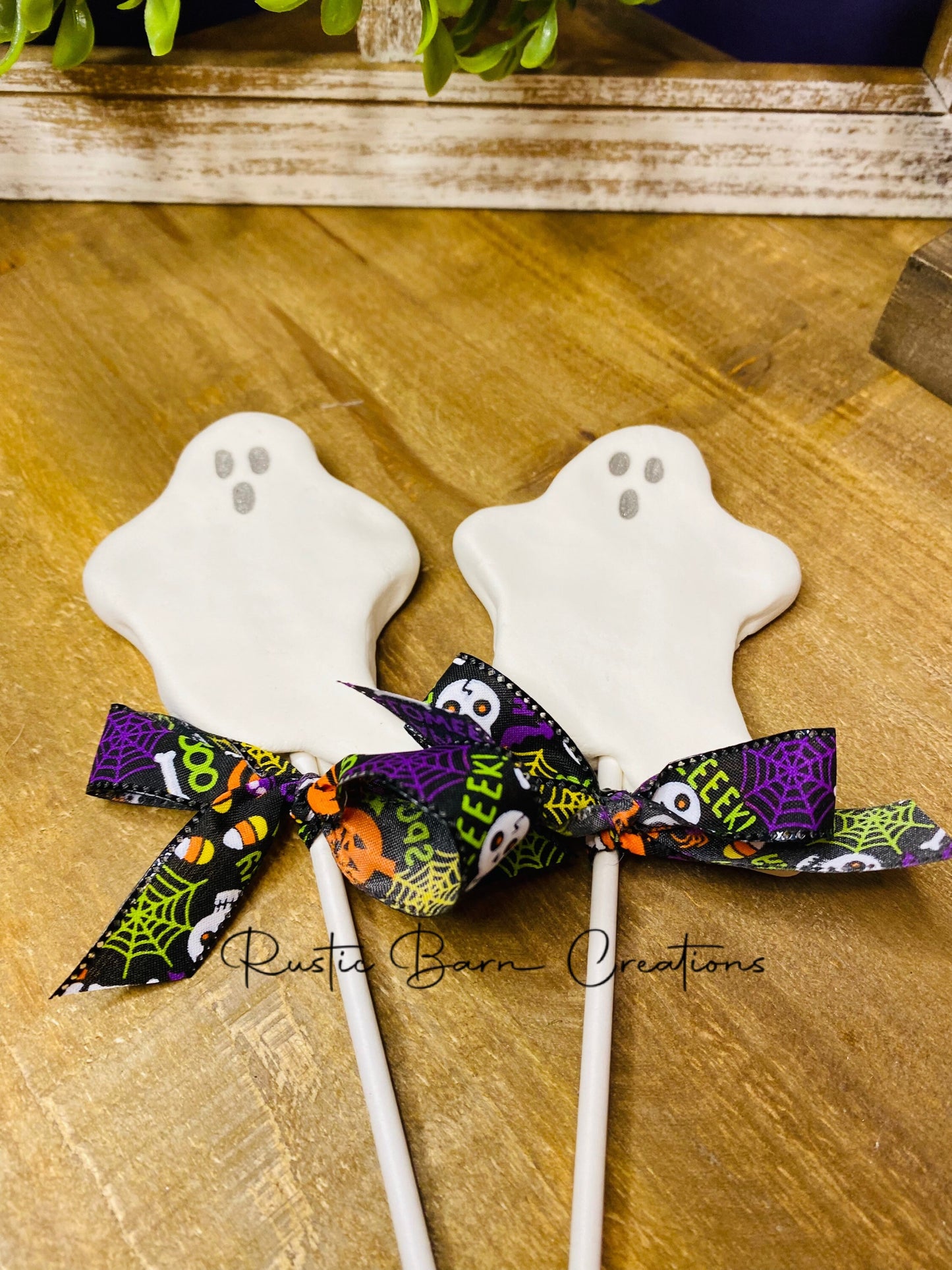 Faux marshmallow ghost, tiered tray decor, Halloween tiered tray decor, Halloween decor, faux food, faux tiered tray decor, fall decor